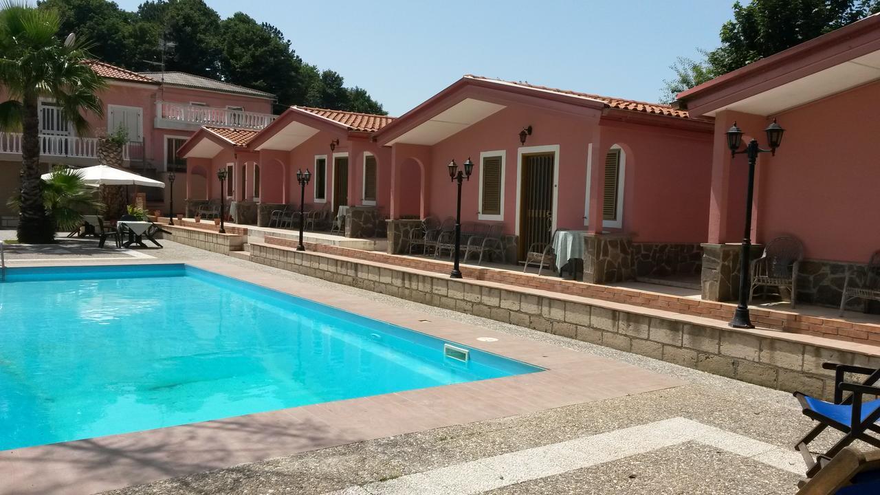 Hotel La Pineta Joppolo Exteriér fotografie