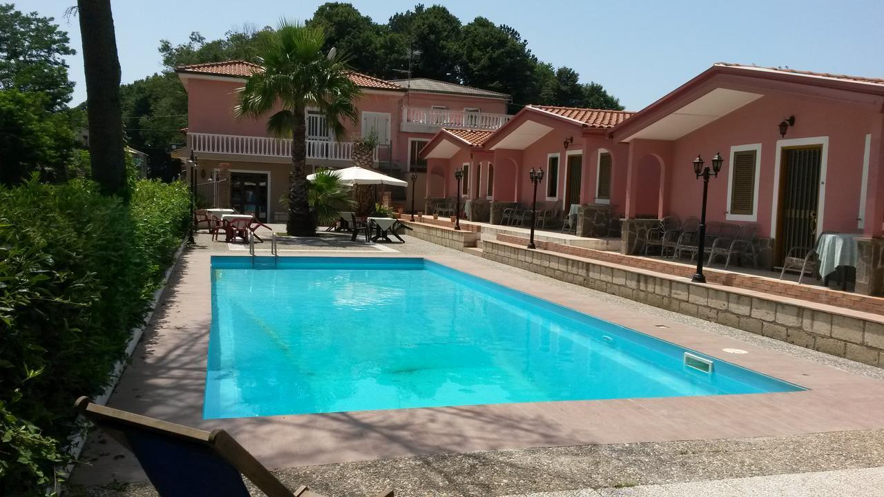 Hotel La Pineta Joppolo Exteriér fotografie